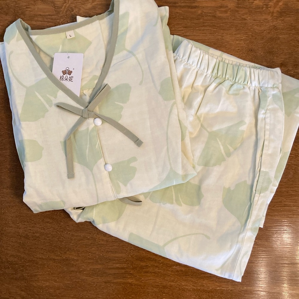 Adorable! New Ownkoti cotton pajama set.Too small for me. My loss is your gain!